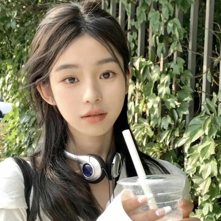 日落在霓虹灯